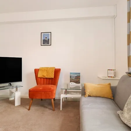 Holly Holiday home *